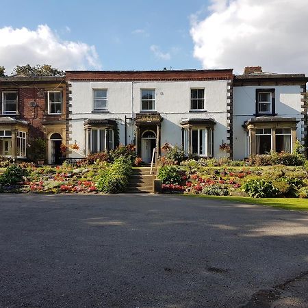 Heath House Bed & Breakfast Dewsbury Exterior photo