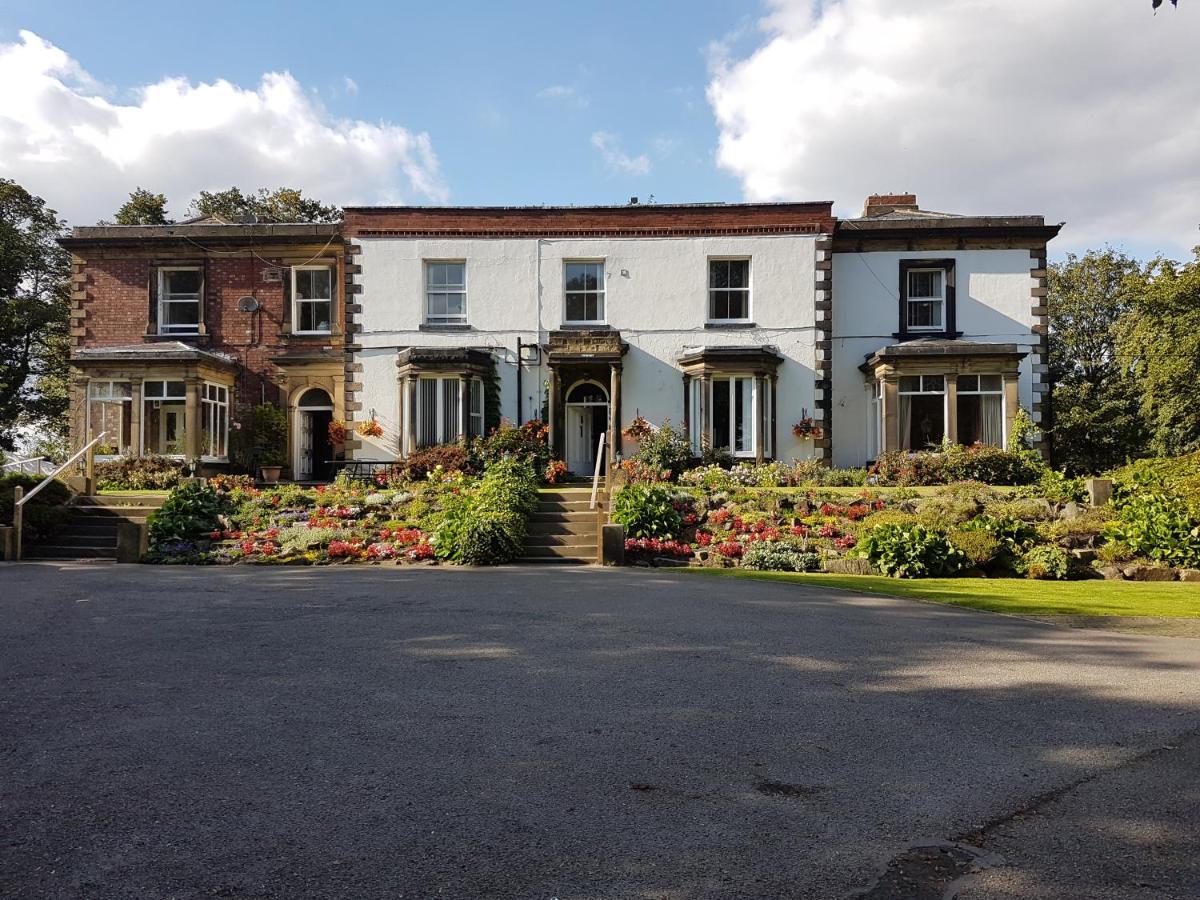 Heath House Bed & Breakfast Dewsbury Exterior photo